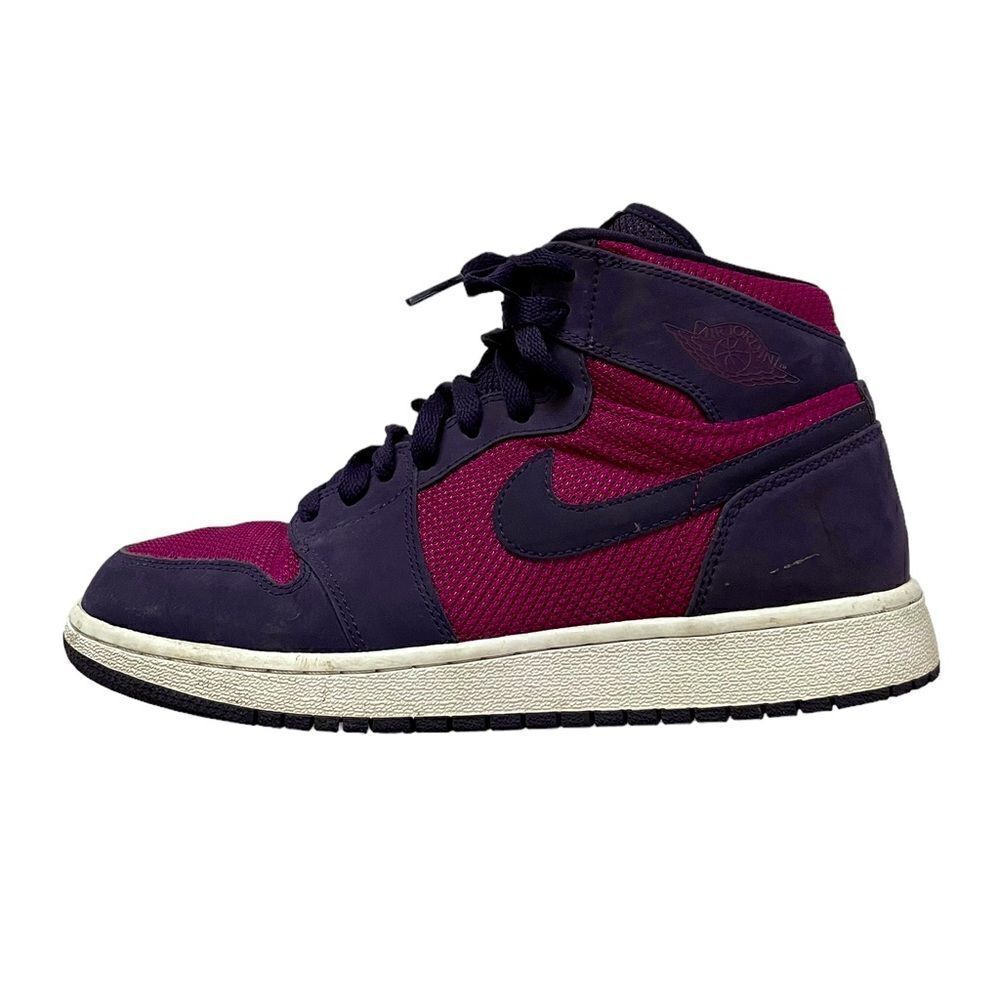 NIKE AIR JORDAN 1 Retro High True Berry size 6.5 Y